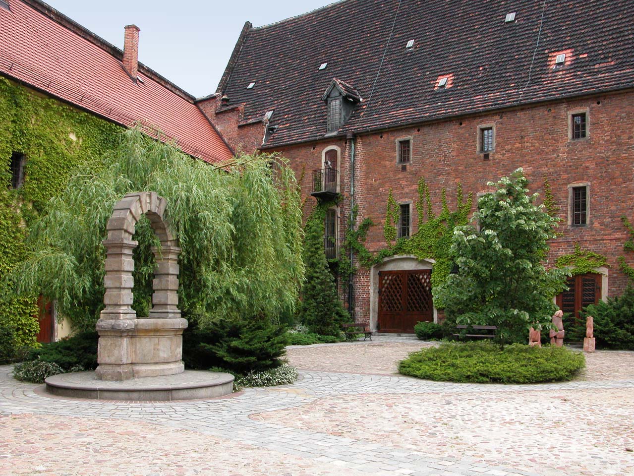 Skarby Lwowa we Wrocławiu. Zobacz, co kryje wystawa „Kresy Europy”