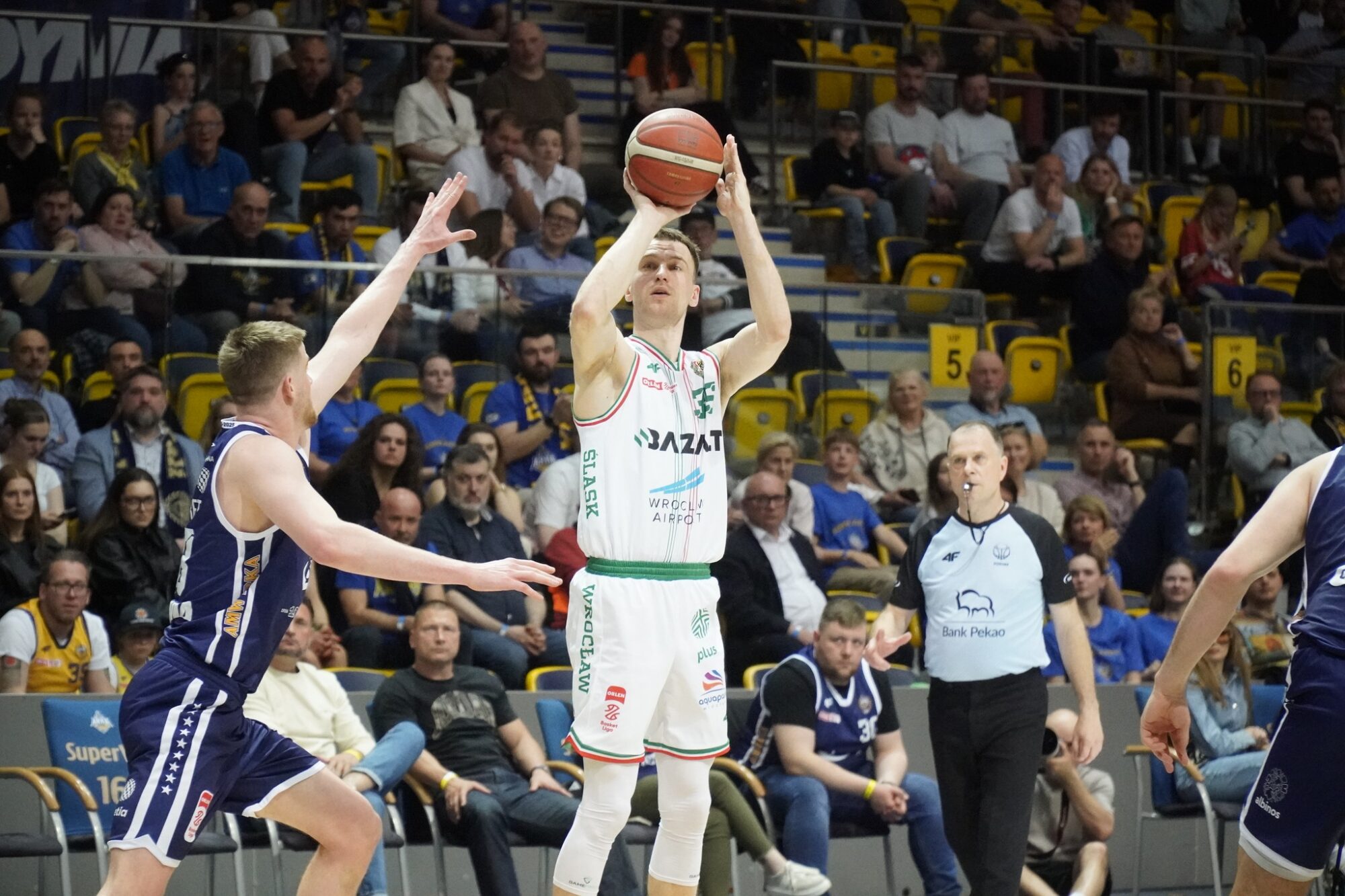 Śląsk Wrocław wraca do domu. Koszykarzom  zabrakło 0,1 sekundy do półfinałów.