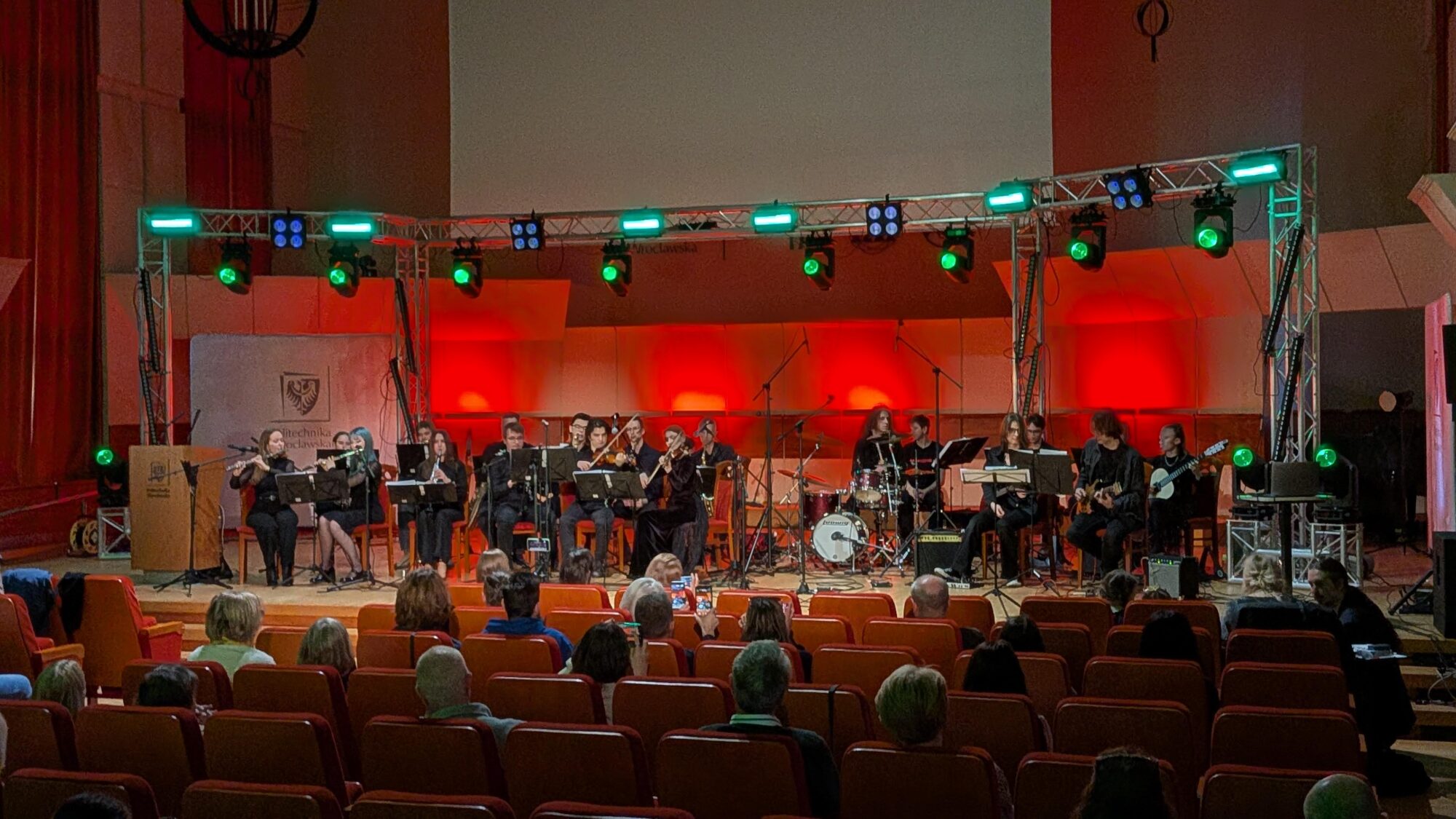 Muzyka wielu światów w wykonaniu Big Bandu PWr na Koncercie Wiosennym